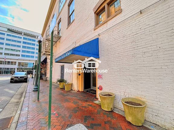 2nd image of 219 Granby St Unit 20