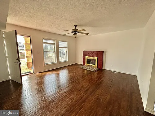 2015 S Lincoln St Photo 1