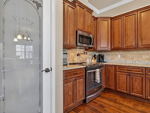 3rd image of 11949 NW 13th Rd