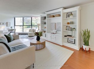 35 Church St #415, Toronto, ON M5E1T3