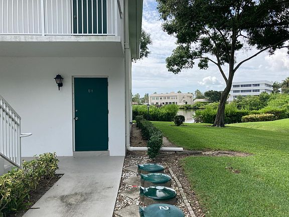 2nd image of 2800 Indian River Blvd APT U1