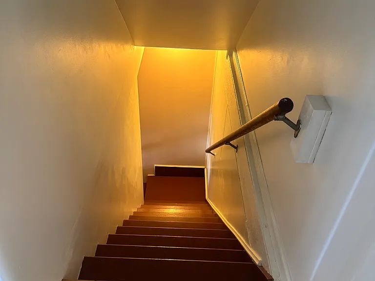 72 Robblee Ave — Photo 20