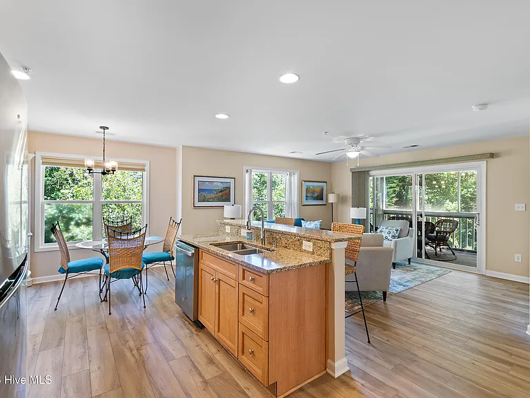 3350 Club Villas Dr #2103 — Photo 10