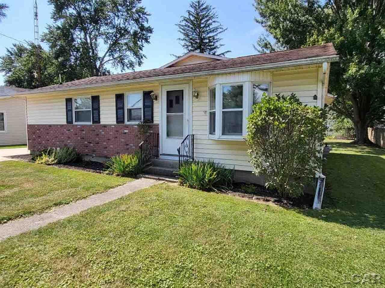 401 Oak St, Britton, MI 49229 Zillow