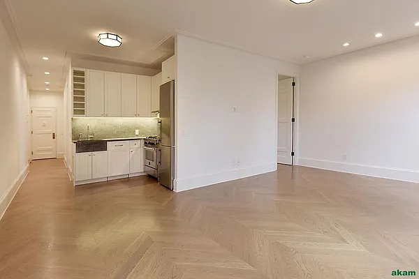 Rented by Akam Sales and Brokerage | media 13