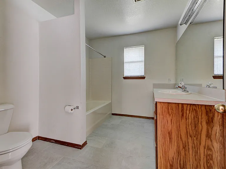 2809 E Lake Dr — Photo 19