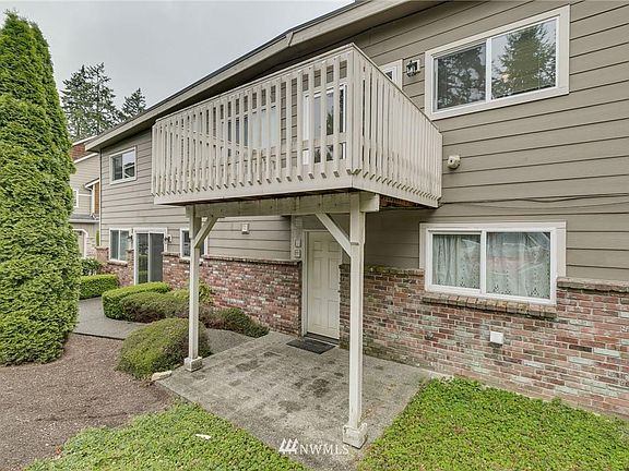 5th image of 20417 26th Ave W