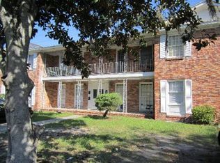 40 Thackery Pl APT 2, Savannah, GA 31405
