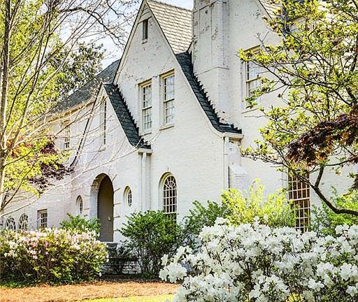 3rd image of 3119 Habersham Rd NW