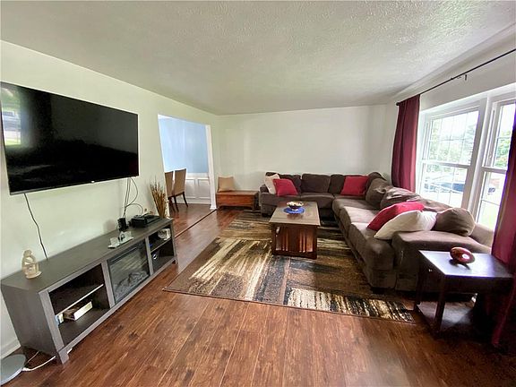 4th image of 927 Hurl Dr
