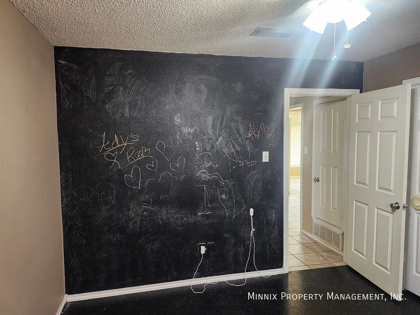3 Bedroom / 2 Bath For Rent Lubbock | Pet Friendly | 3205 91st St. — Photo 3