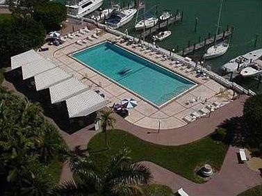 3rd image of 900 Bay Dr APT 321