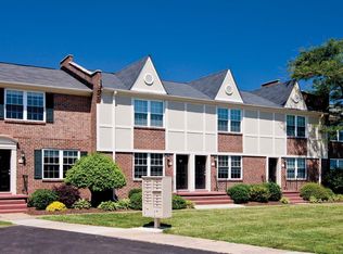341 Dover Ct, Virginia Beach, VA 23454