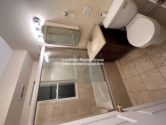 4th image of 4606 N Monticello Ave APT 2S