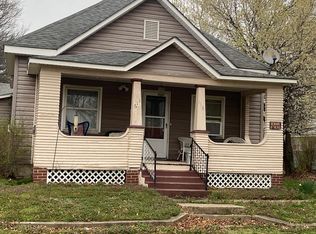 116 W 2nd St, Coffeyville, KS 67337