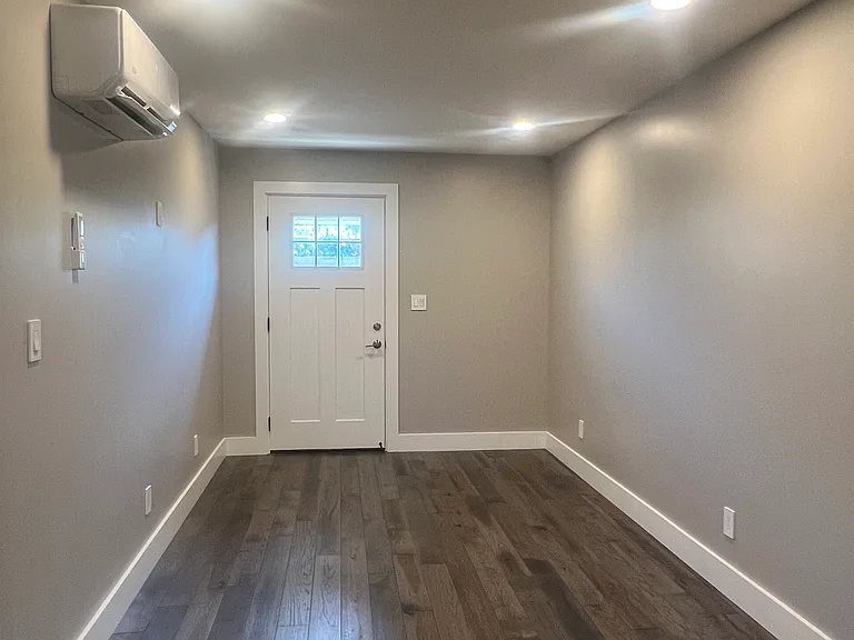119 Herman Ave #A — Photo 2
