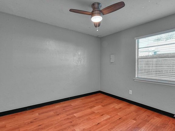 4th image of 2711 NW 36th St #2723