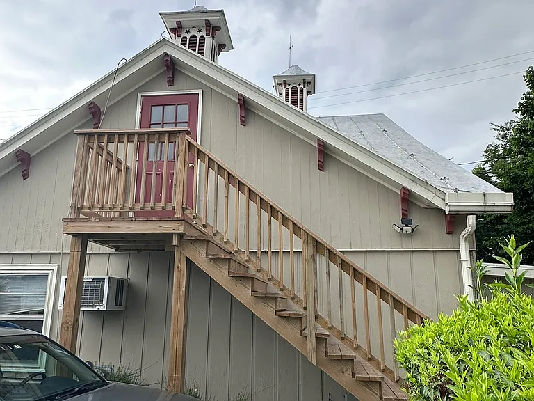Carriage House & Parking Area