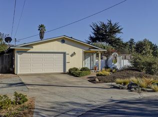3004 King Cir, Marina, CA 93933