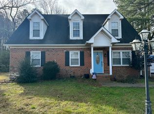 1114 Jolliff Rd, Chesapeake, VA 23321