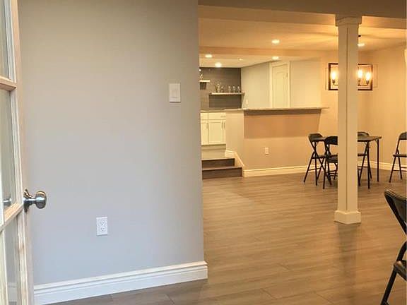 4th image of 125 E Broad St Unit Basement
