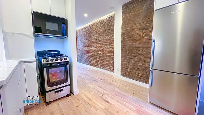Rented by Brighton Management | media 6