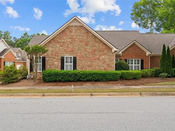 1001 Haven Cir, Douglasville, GA 30135
