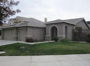 2202 Golden Gate Dr, Tracy, CA