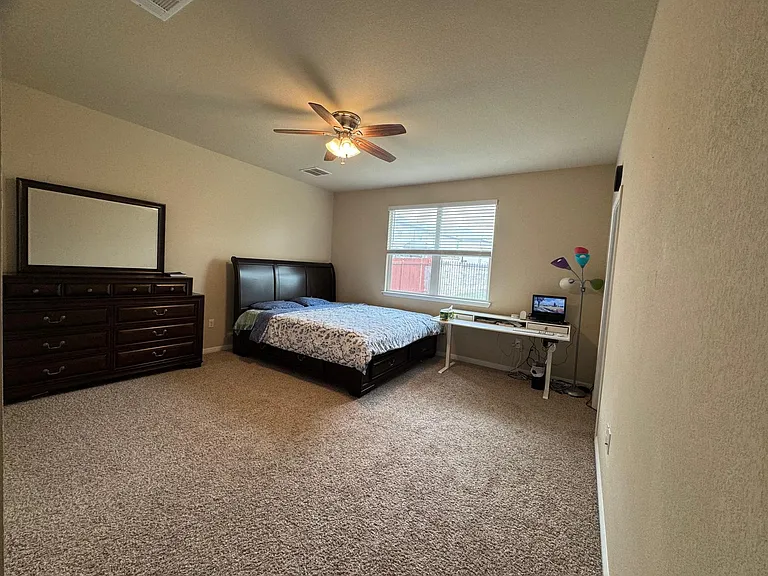 113 Queen Anne Dr — Photo 15