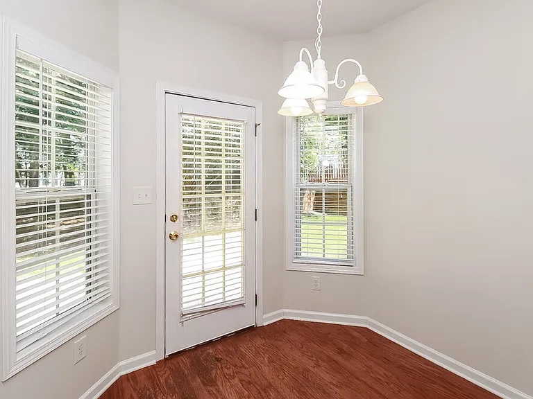 363 Freeman Forest Dr — Photo 8