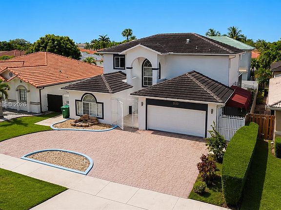3rd image of 16075 SW 149th Ter