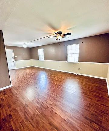 2nd image of 713 Lake Ave