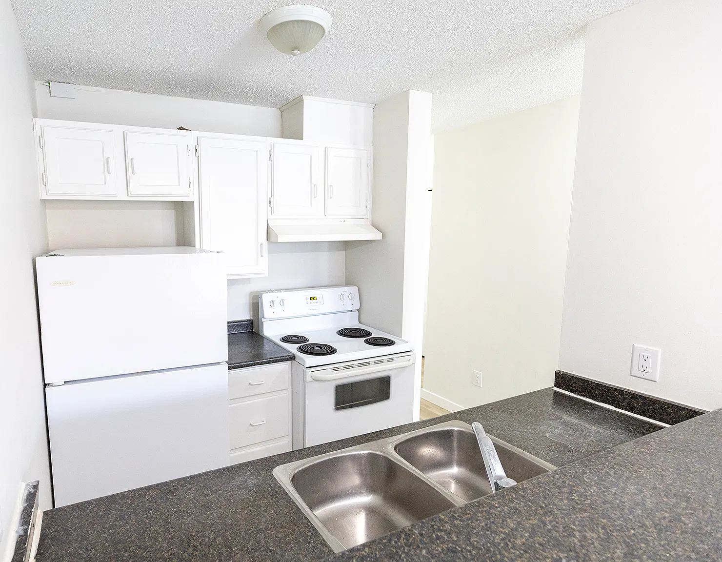 Spring Garden Terrace Apartments — Photo 1