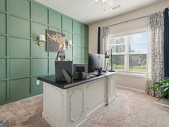 5th image of 542 Widgeon Way