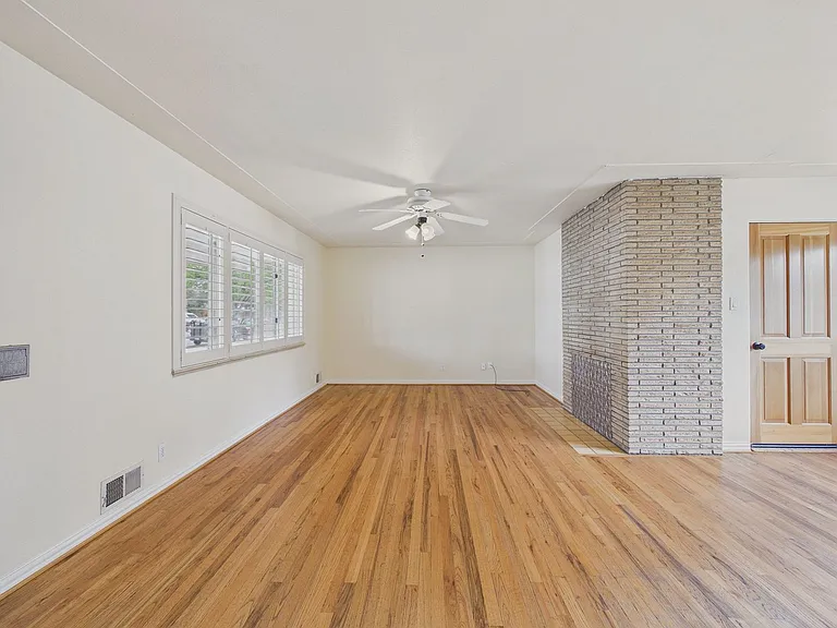 1695 E Cornell Ave — Photo 4