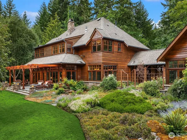 18005 115th Avenue SW, Vashon, WA 98070