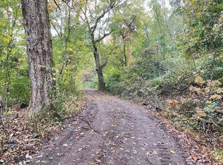 3932 Westwood Dr, Signal Mountain, TN 37377