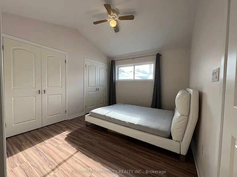 1339 Pinegrove Rd #2 — Photo 12