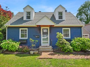 63 Henry St, Fairfield, CT 06824