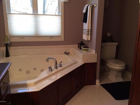 3rd image of 6284 Wynestone Ct