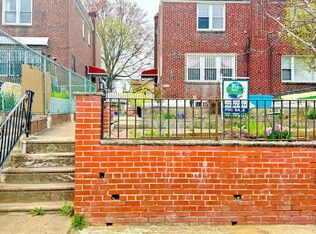 1210 Saint Vincent St, Philadelphia, PA 19111