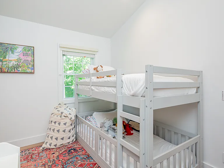 22 Sandra Rd — Photo 15