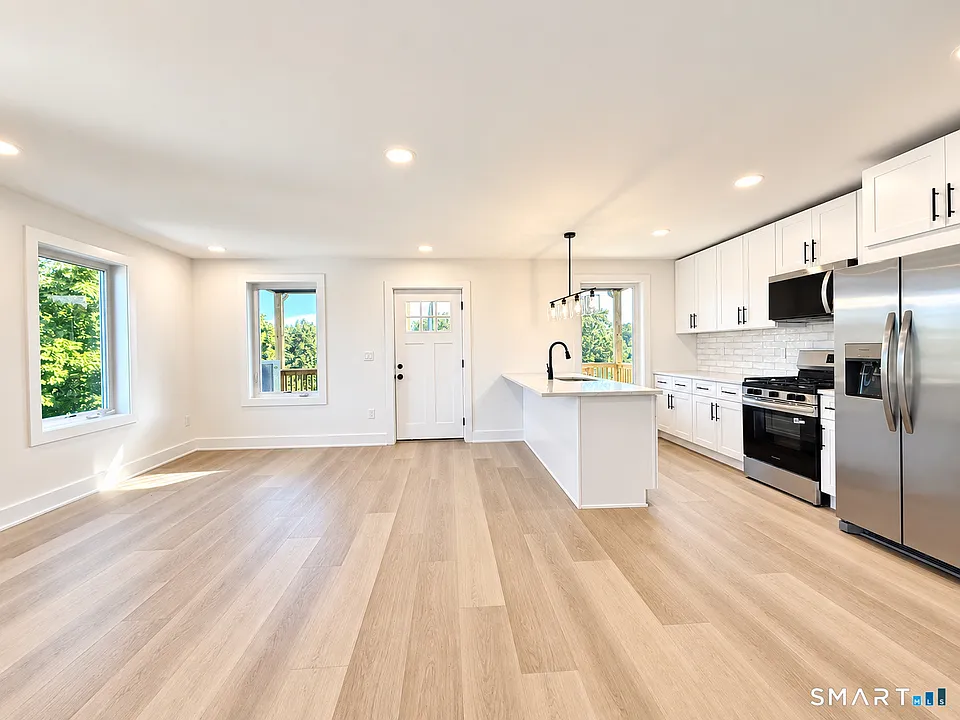 77 Ely Ave #3