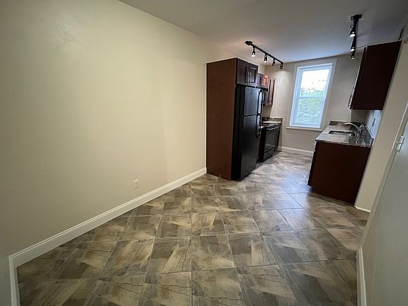 5th image of 5515 Baum Blvd #6
