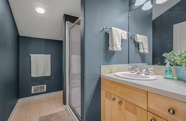 13130 Holmes Point Dr NE — Photo 22