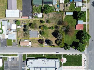 218 2nd Ave, Granger, WA 98932