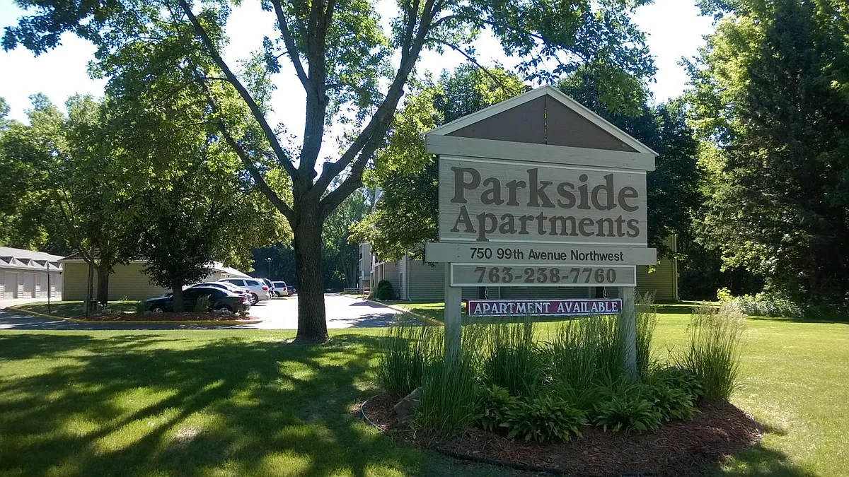 Building Photo - Parkside Apartments