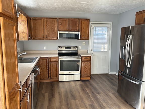 5th image of 5 Polly Ct