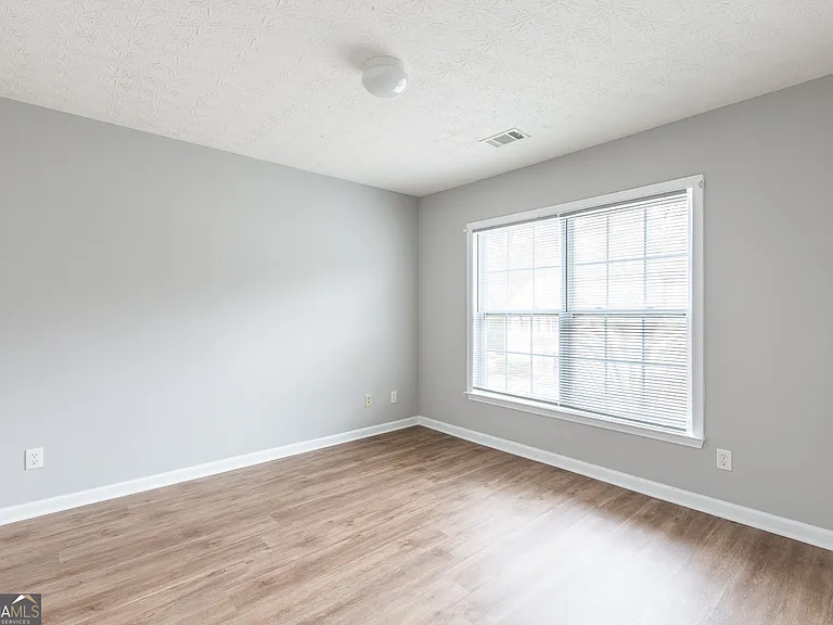 3290 Cooper Woods Dr — Photo 15