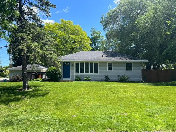 11951 Norway St NW, Coon Rapids, MN 55448